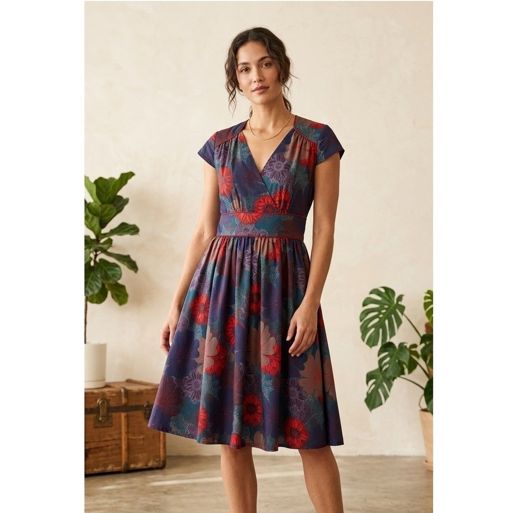 Lindy Bop Floral V-Neck Fit and Flare Midi Dress Blue Red US M‎ Vintage Style